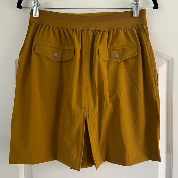 Athleta Vienna Cargo Skort Mustard - 6 - Picture 5 of 5